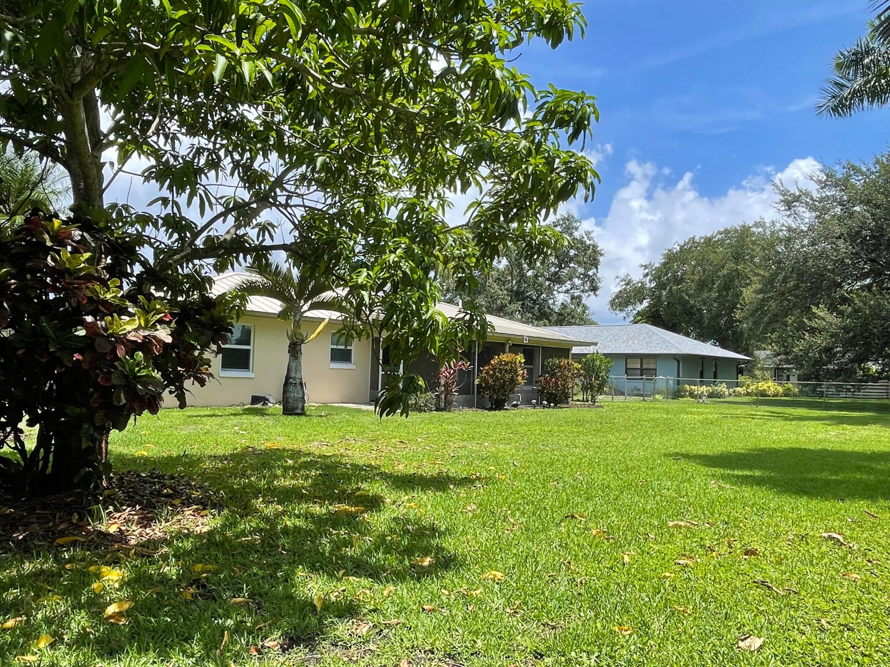 HOLIDAY PINES SUBDIVISION PHASE I - Residential