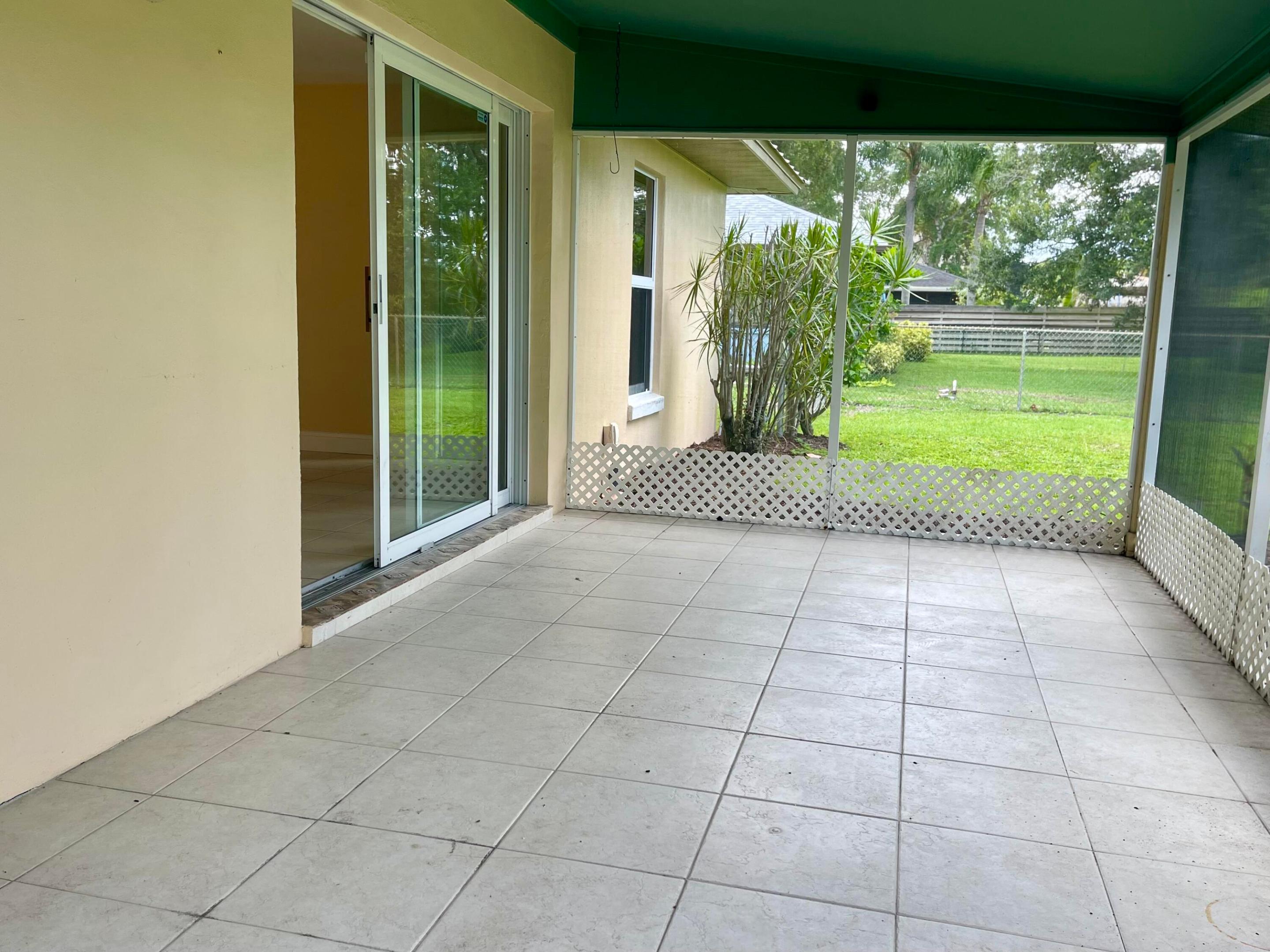 HOLIDAY PINES SUBDIVISION PHASE I - Residential
