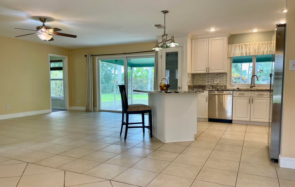 Photo of 5508 Eagle Drive, Fort Pierce, FL 34951 (MLS # R10994421)