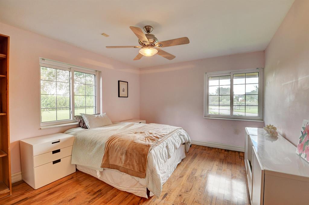 HORSESHOE ACRES - Residential