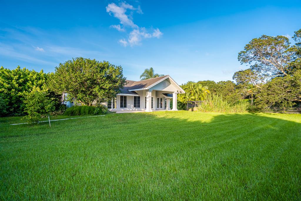 HORSESHOE ACRES - Residential