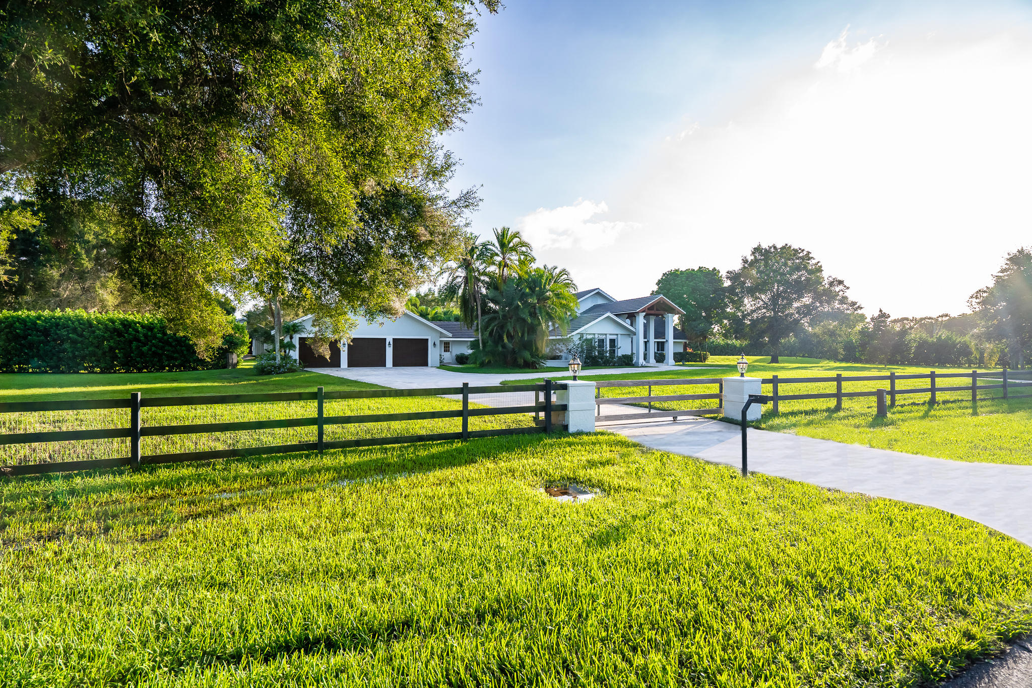 HORSESHOE ACRES - Residential