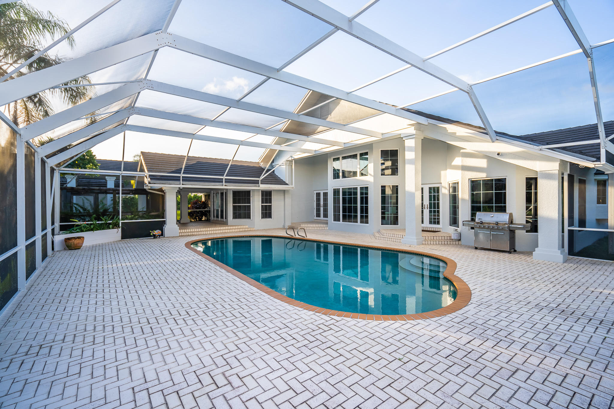 HORSESHOE ACRES - Residential