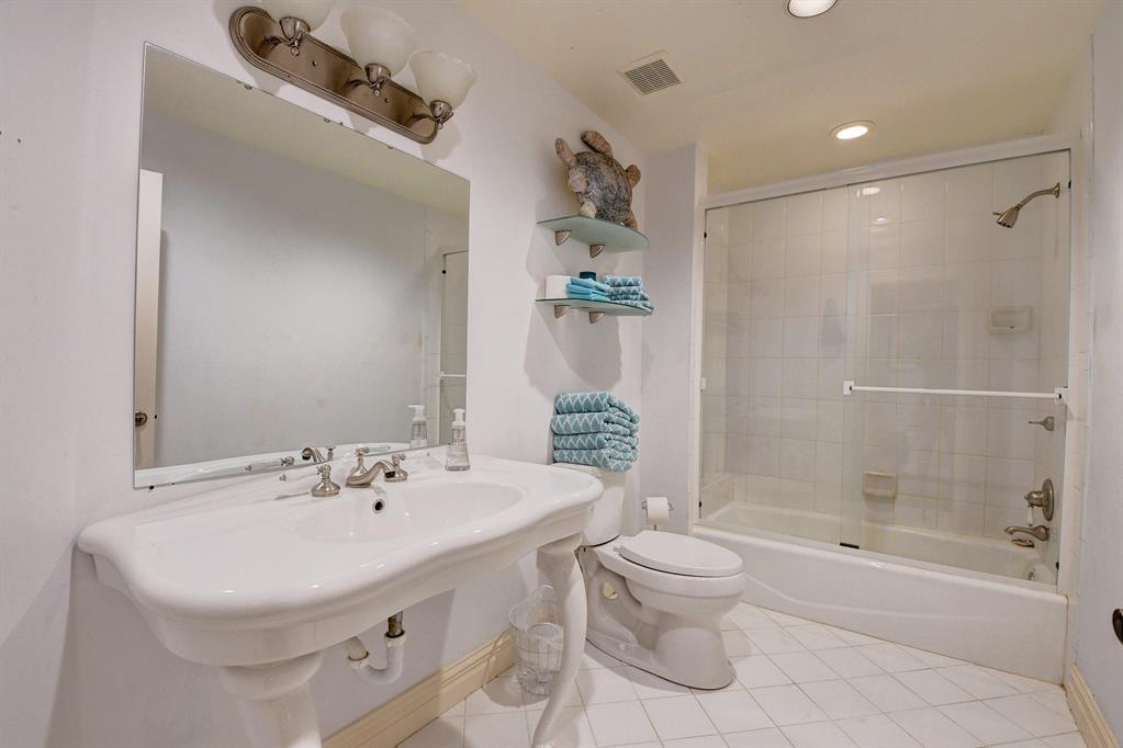 HORSESHOE ACRES - Residential