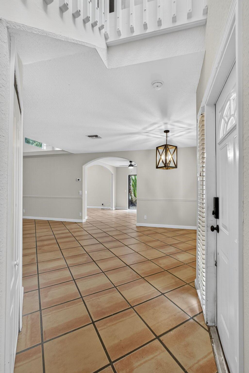 WINDWARD ISLE REPL - Residential Lease