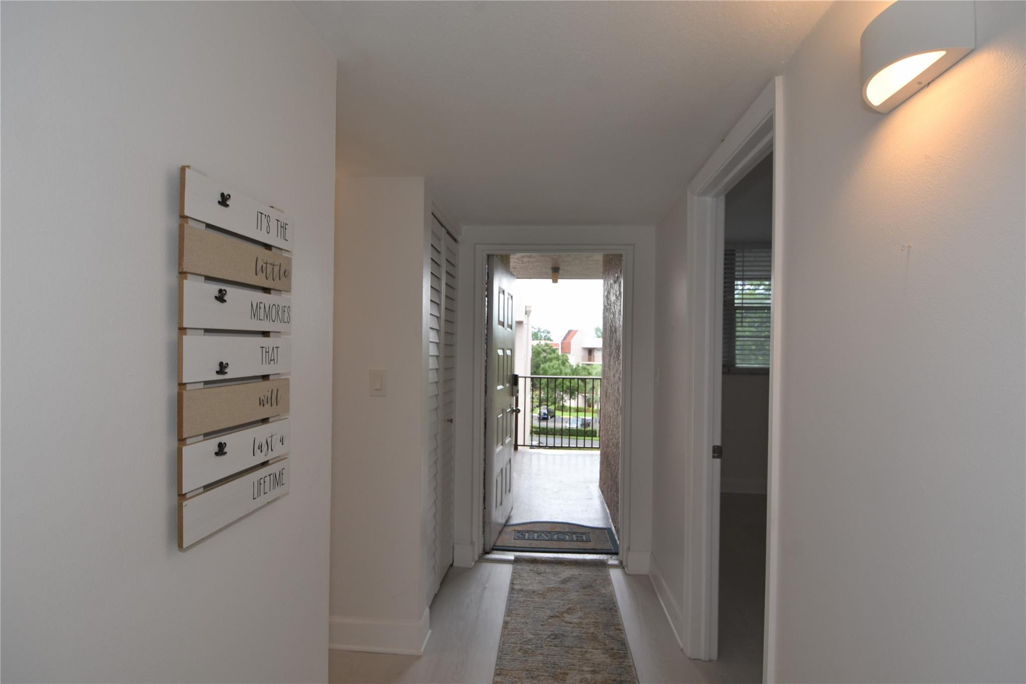 SABAL PALM - Residential Lease