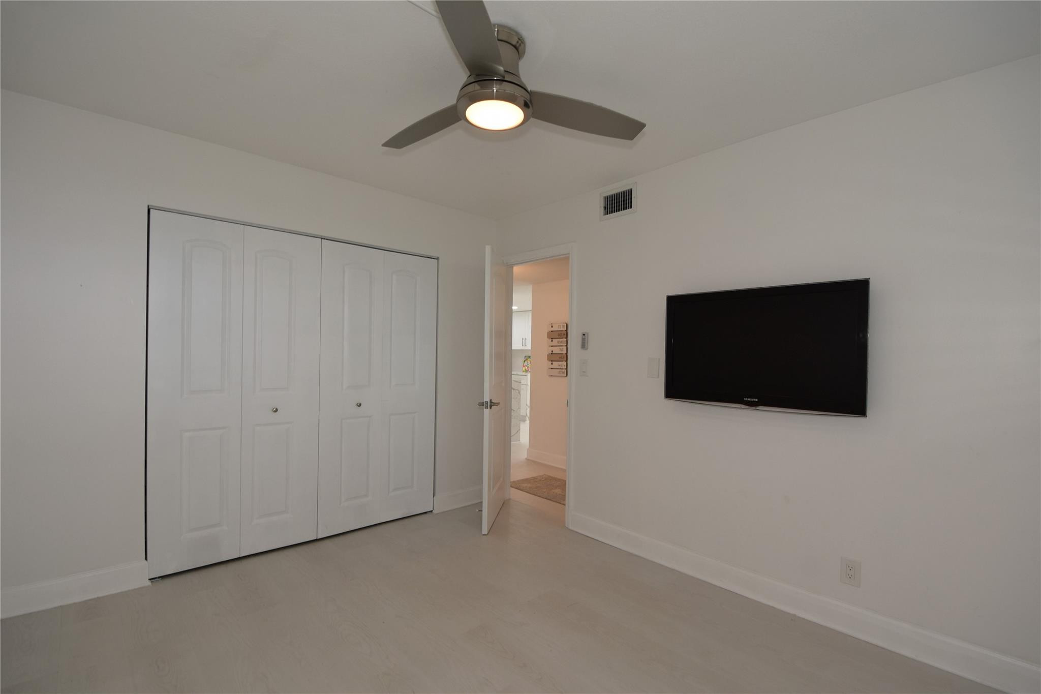 SABAL PALM - Residential Lease