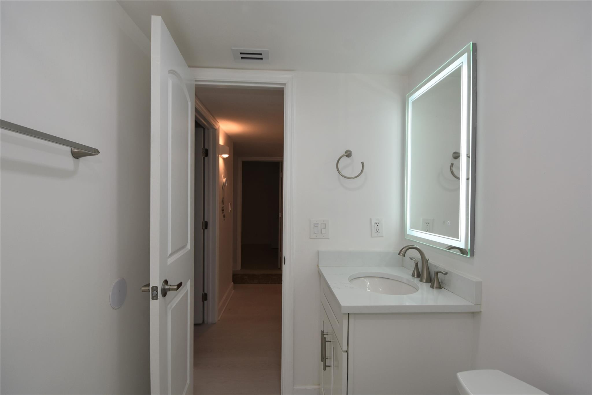 SABAL PALM - Residential Lease