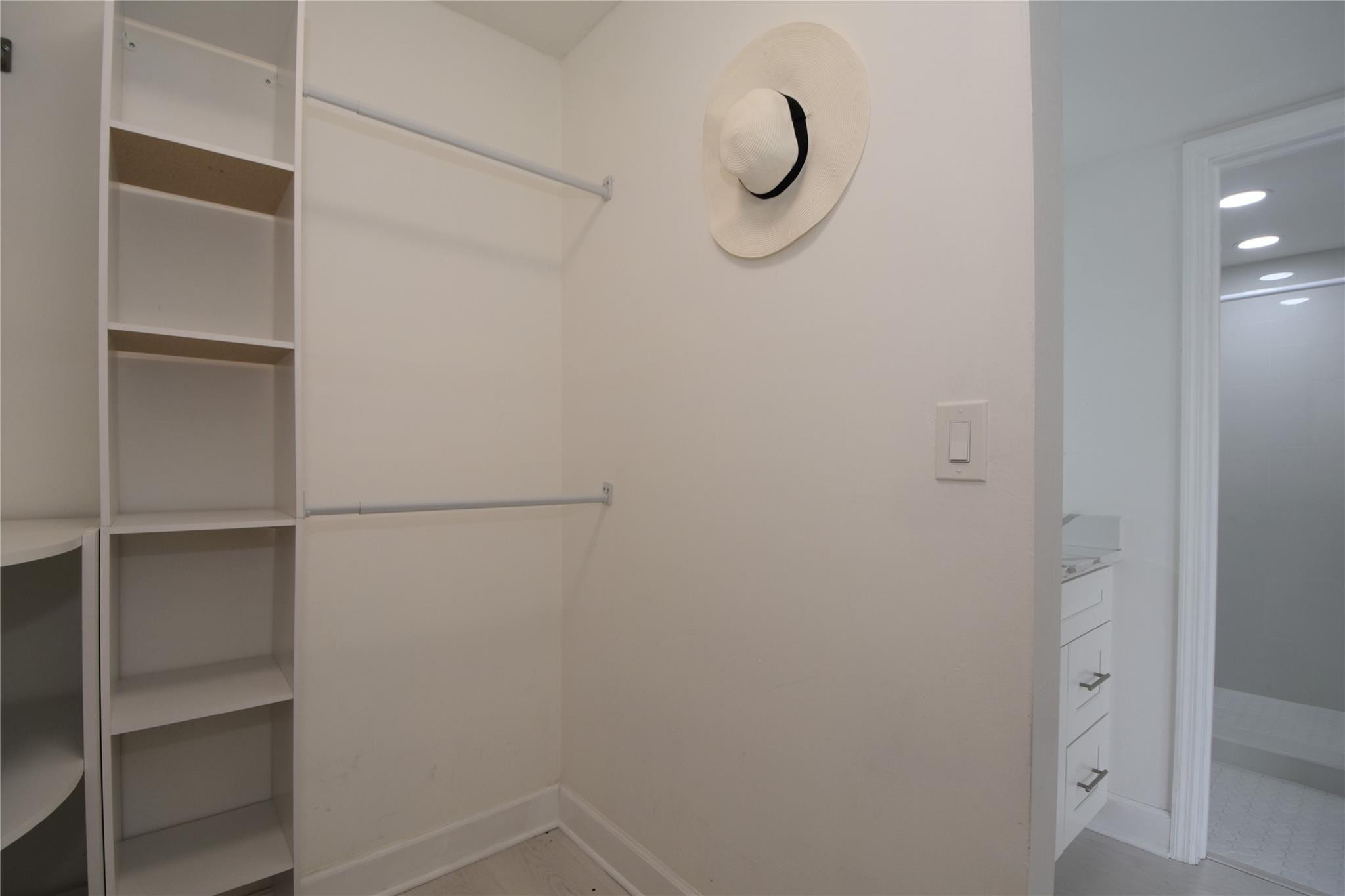 SABAL PALM - Residential Lease