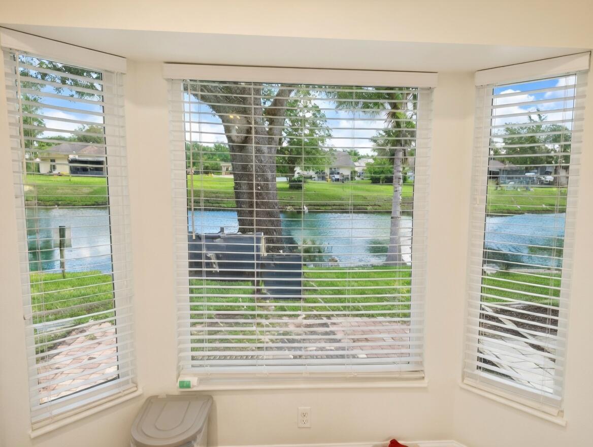 WATERWAY COVE OF WELLINGTON - Residential