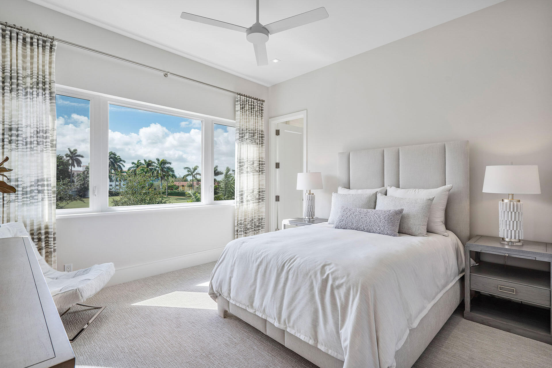 ROYAL PALM YACHT & COUNTR - Residential