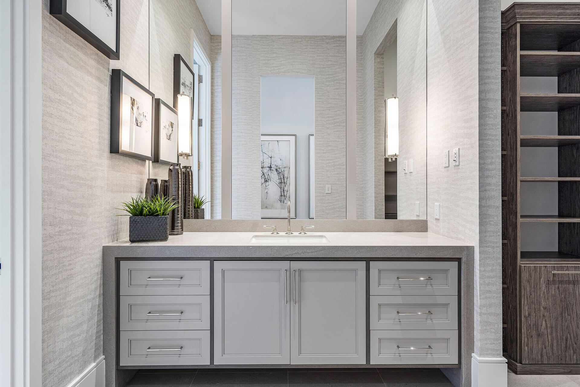 ROYAL PALM YACHT & COUNTR - Residential