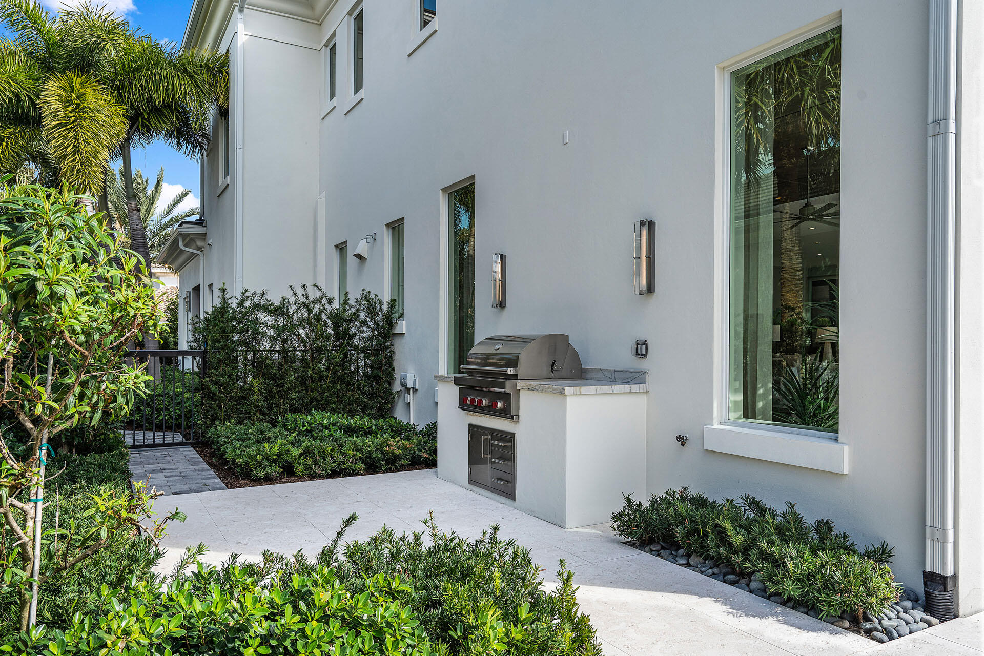 ROYAL PALM YACHT & COUNTR - Residential