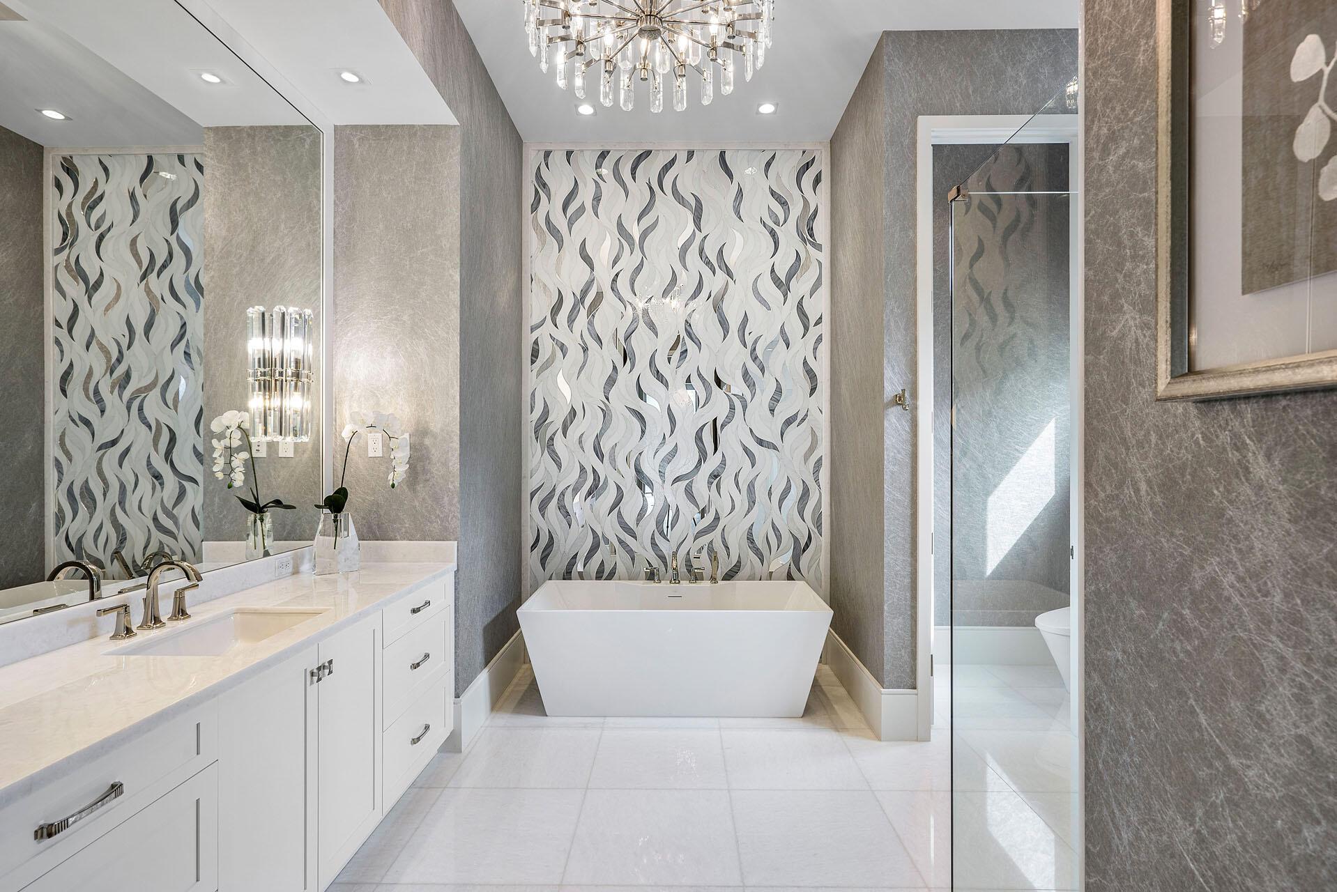 ROYAL PALM YACHT & COUNTR - Residential