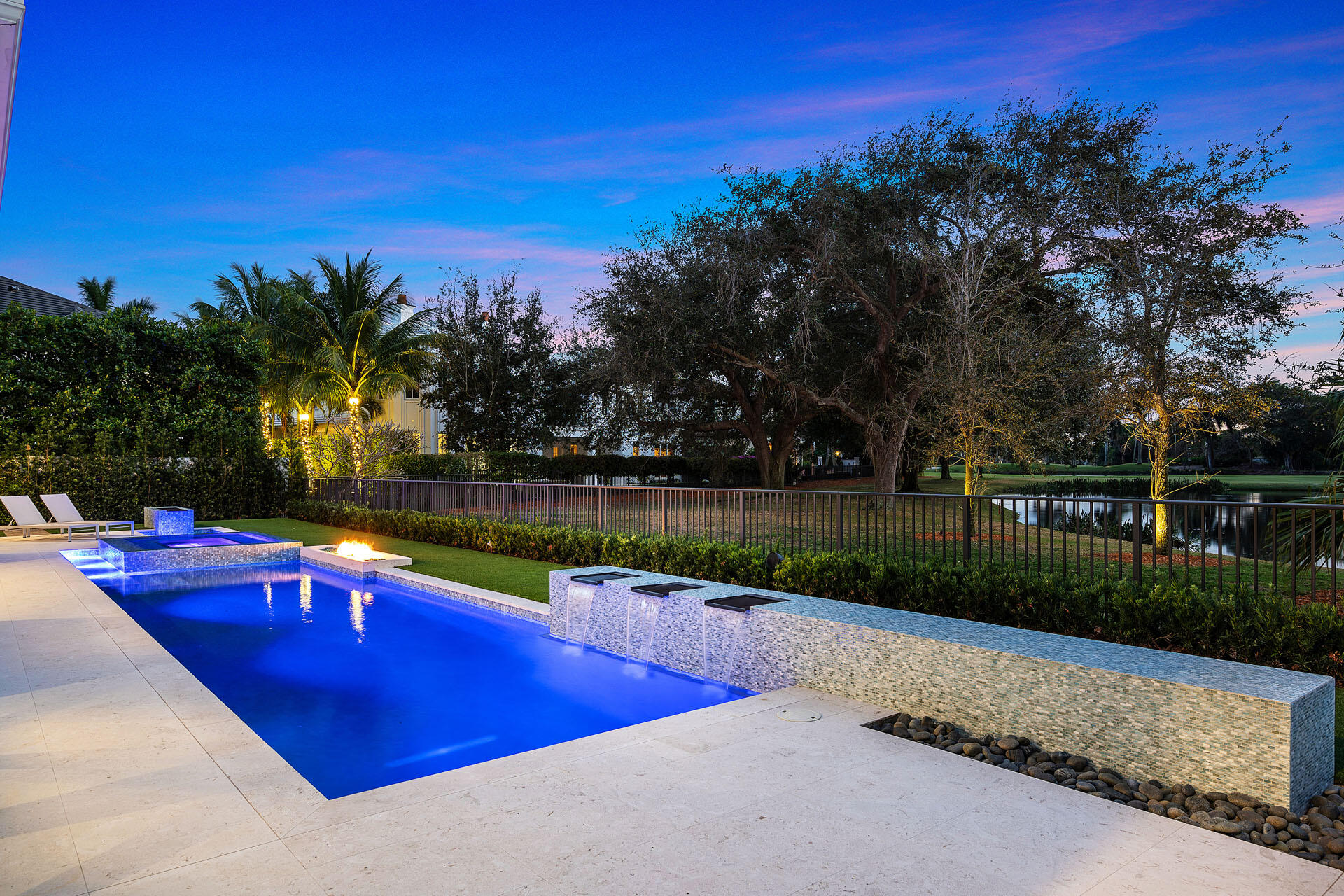 ROYAL PALM YACHT & COUNTR - Residential