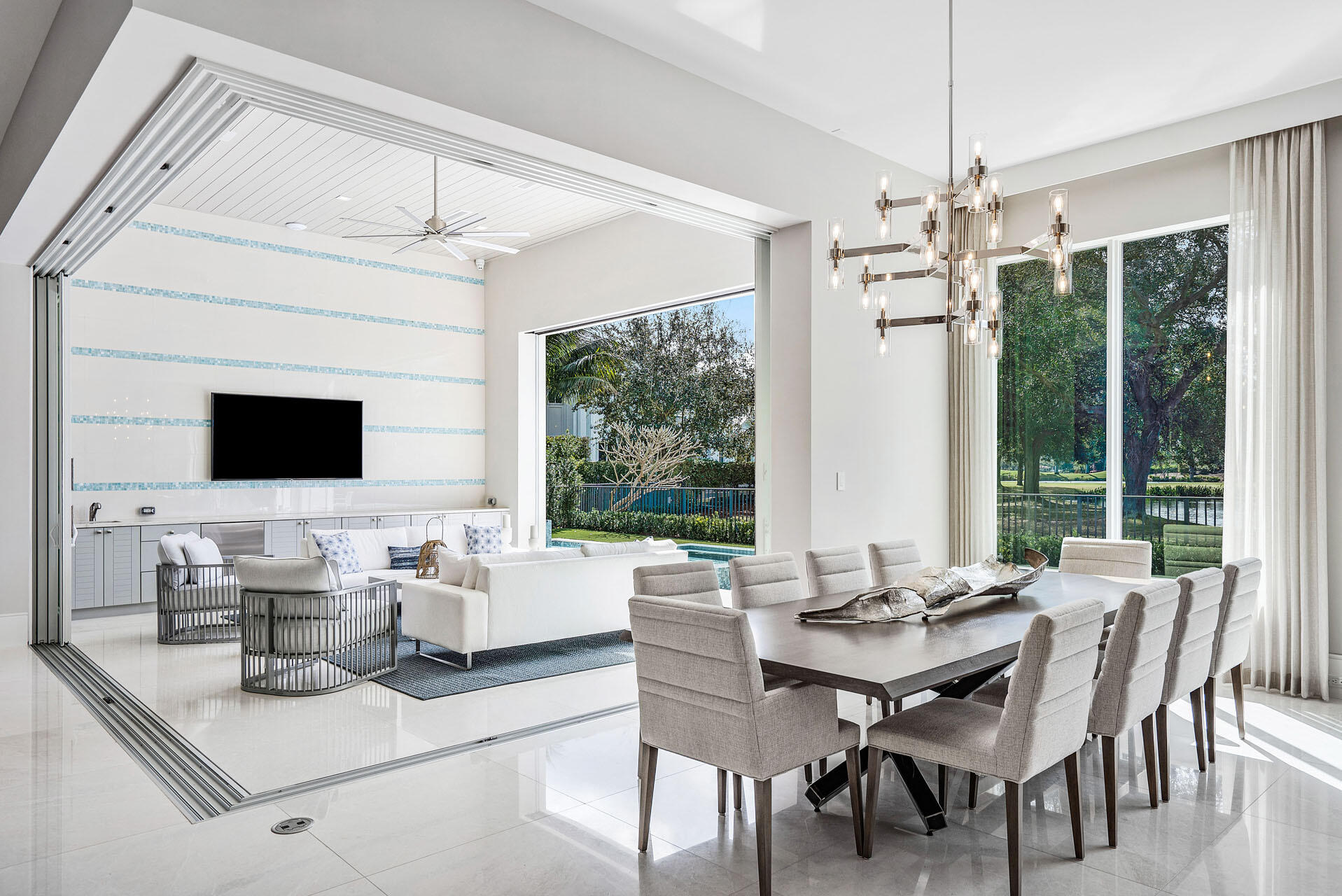 ROYAL PALM YACHT & COUNTR - Residential