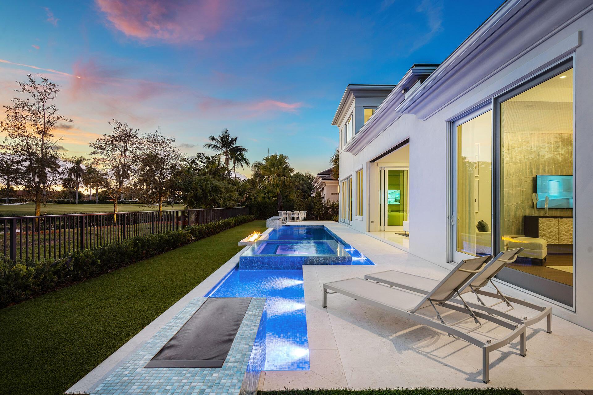 ROYAL PALM YACHT & COUNTR - Residential