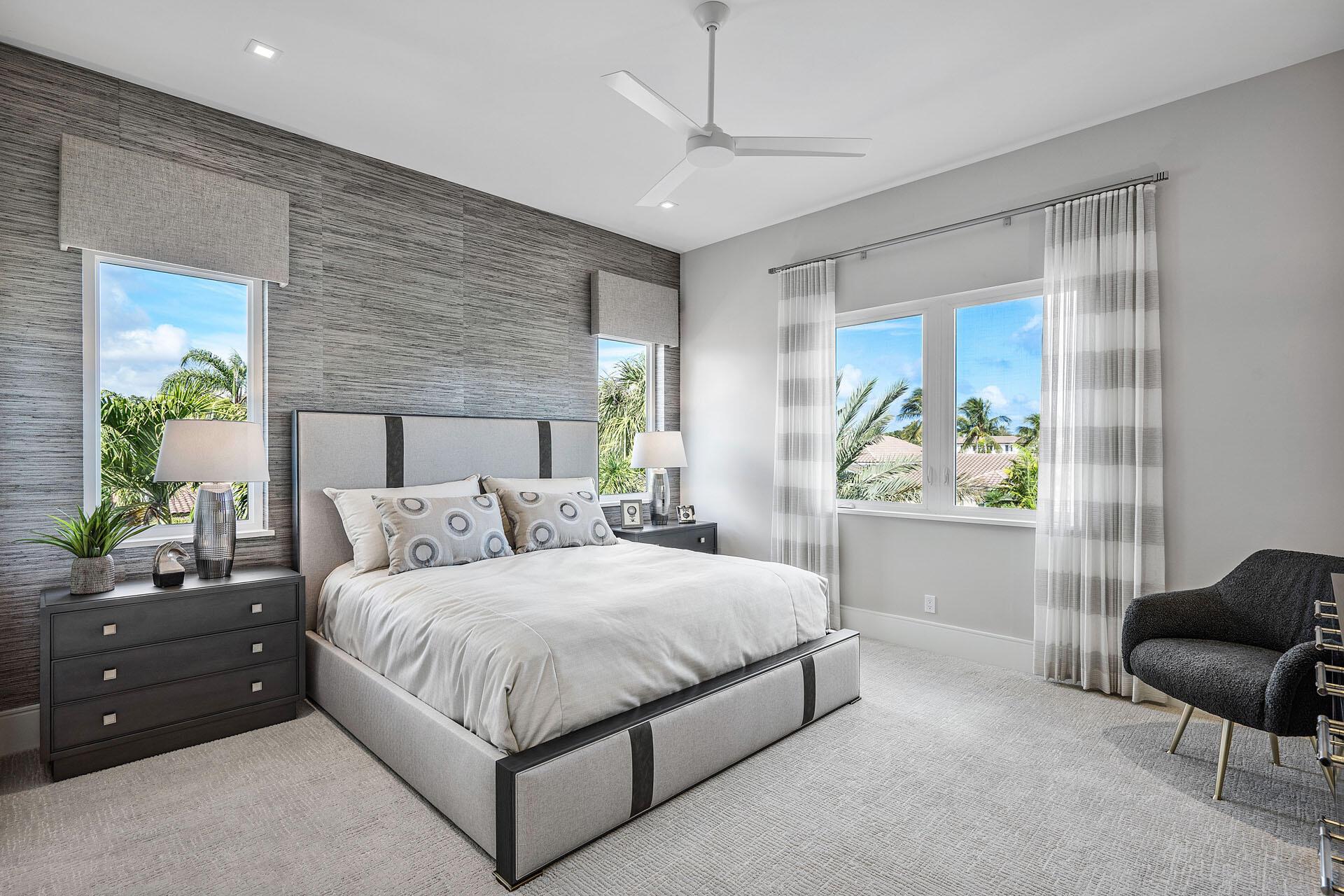 ROYAL PALM YACHT & COUNTR - Residential