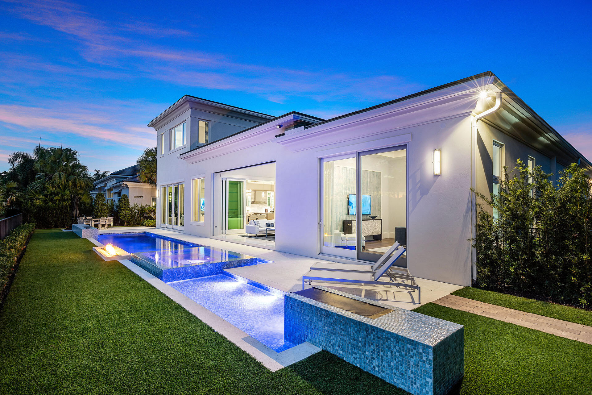 ROYAL PALM YACHT & COUNTR - Residential