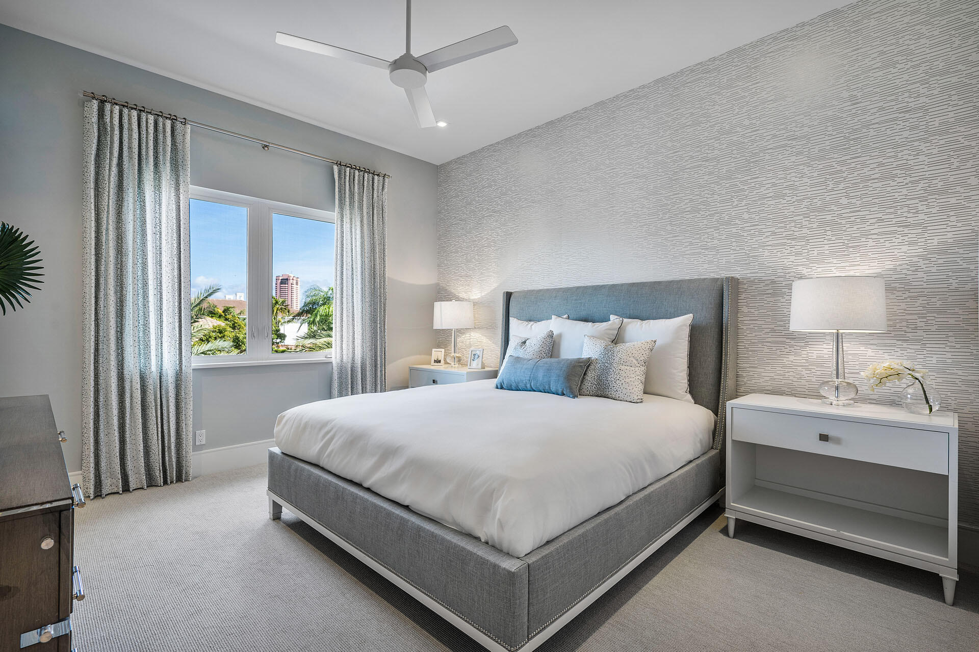 ROYAL PALM YACHT & COUNTR - Residential