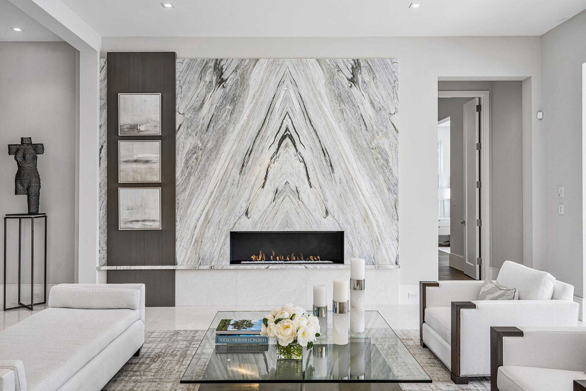 ROYAL PALM YACHT & COUNTR - Residential