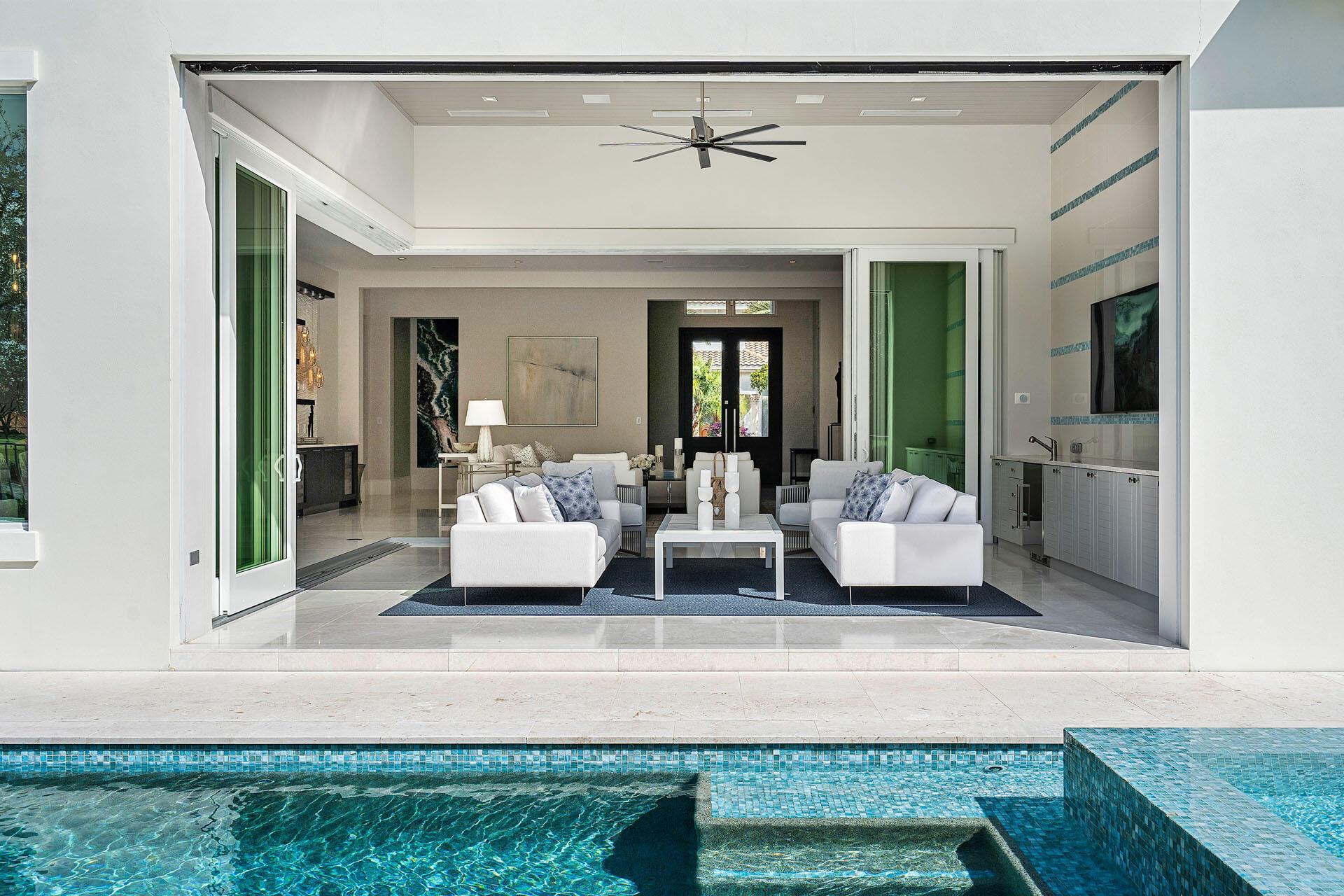 ROYAL PALM YACHT & COUNTR - Residential