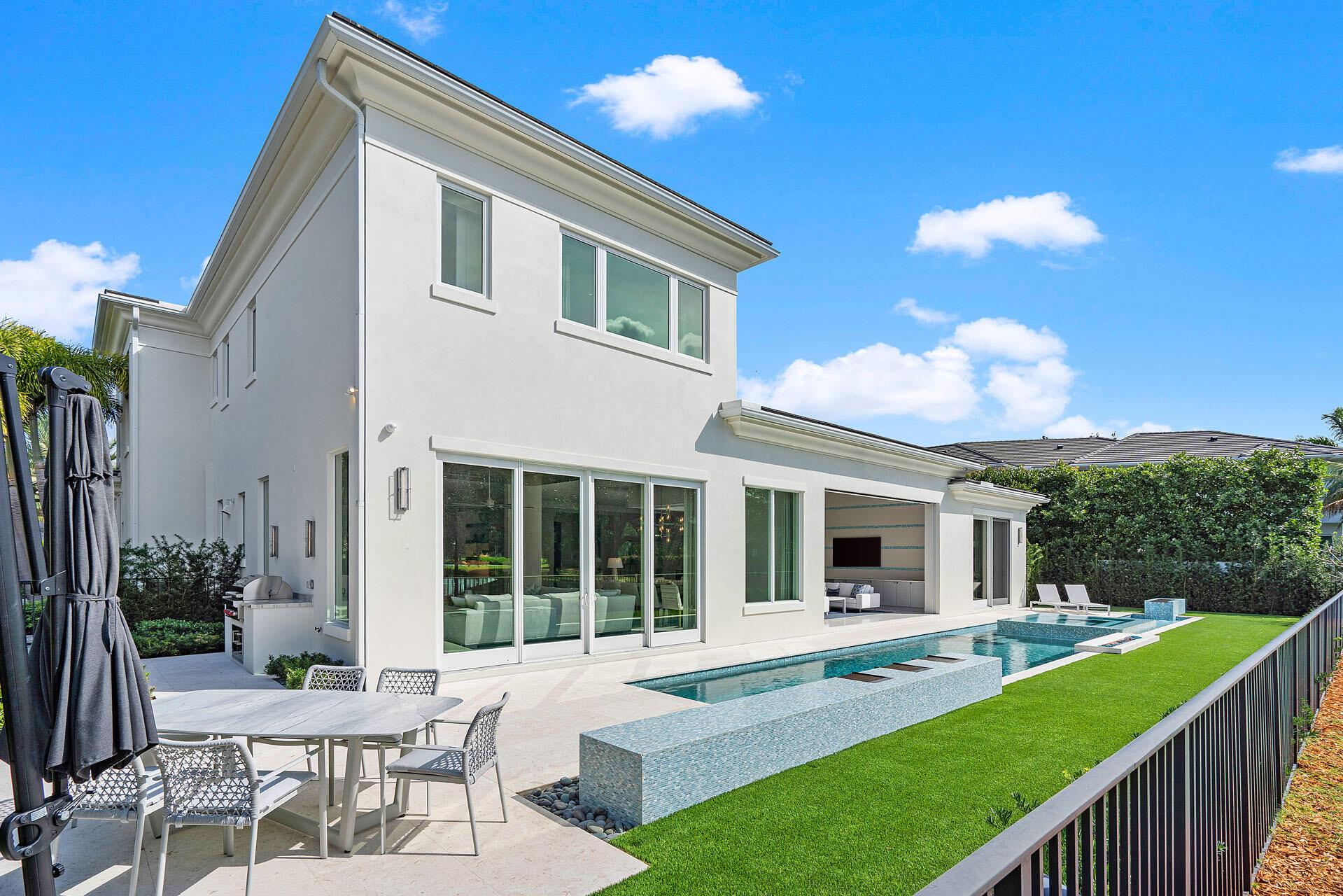 ROYAL PALM YACHT & COUNTR - Residential