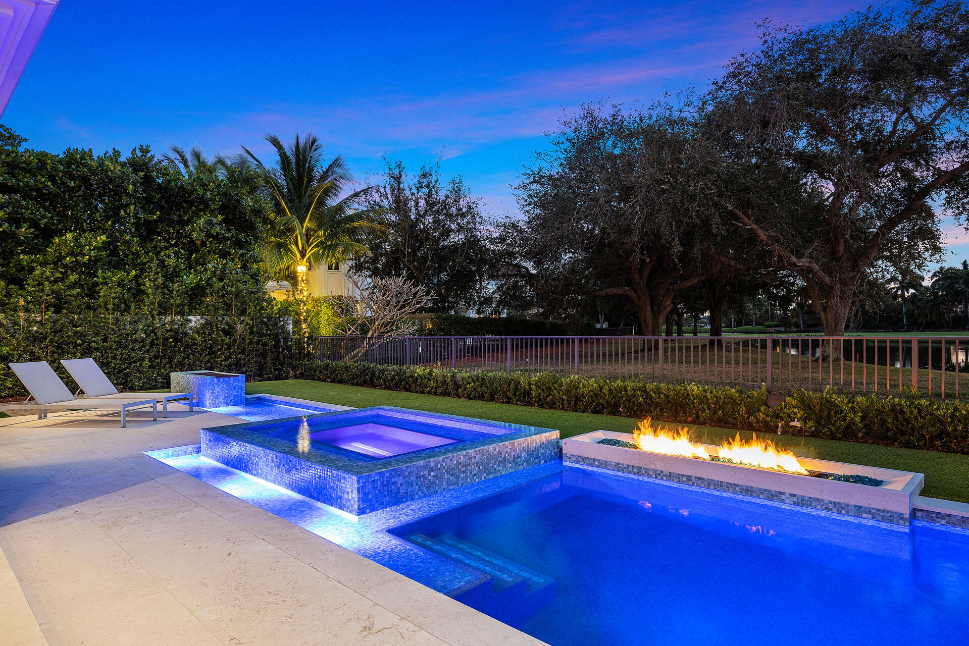 ROYAL PALM YACHT & COUNTR - Residential