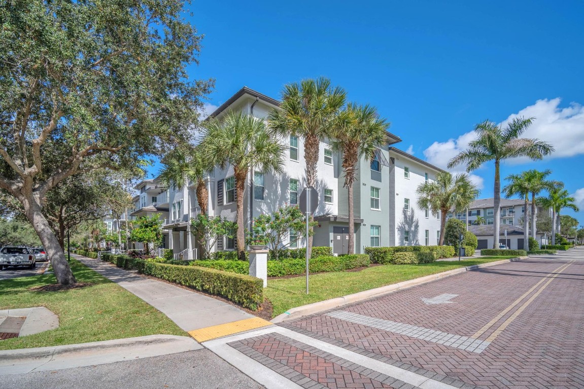 The Allure at Abacoa - Residential Lease