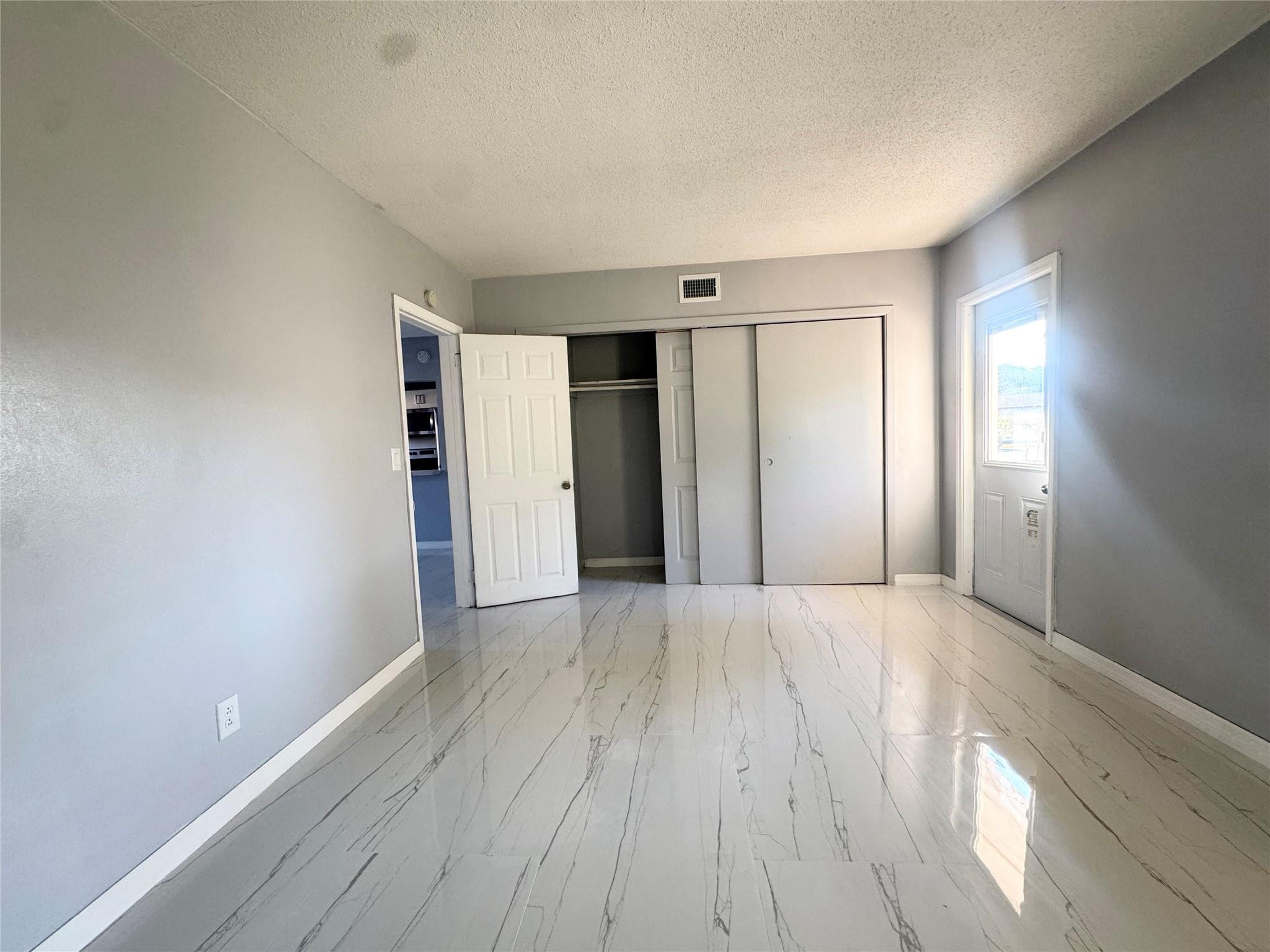 FLORAL PARK VILLAS CONDO - Residential