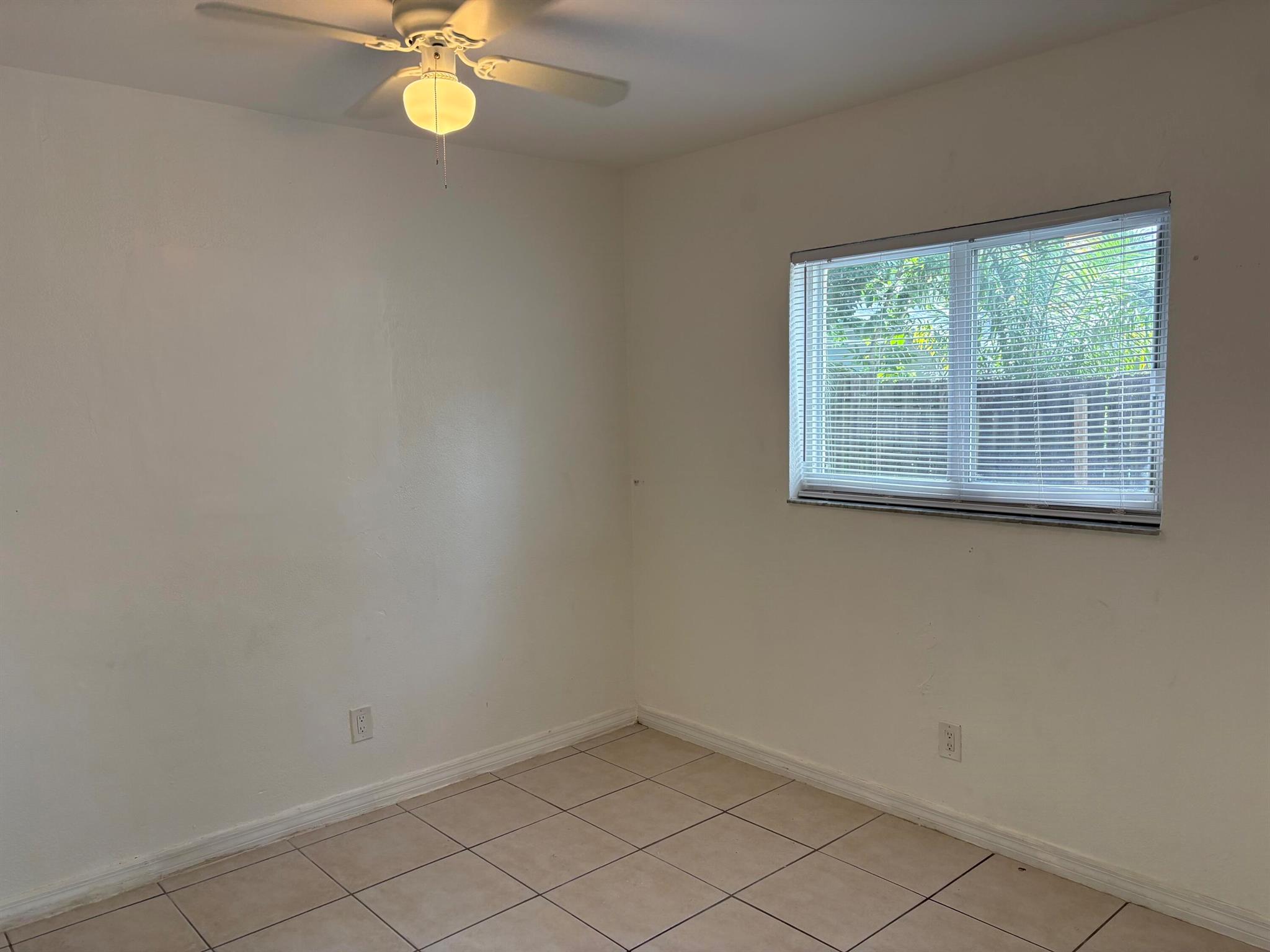 RIVERSIDE ADD AMEN PLAT - Residential Lease