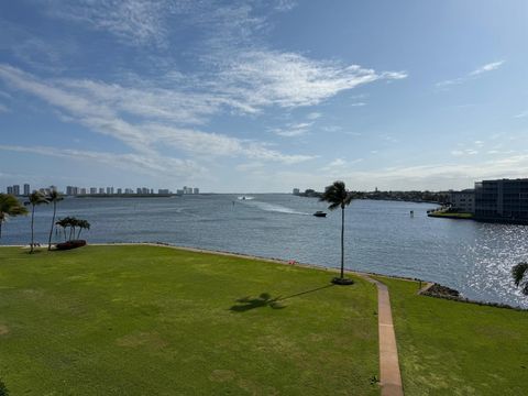 A home in North Palm Beach