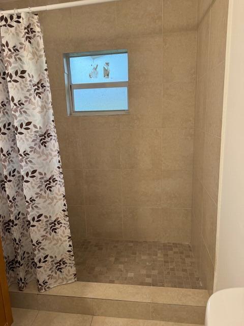 SPANISH ISLES II - Residential Lease