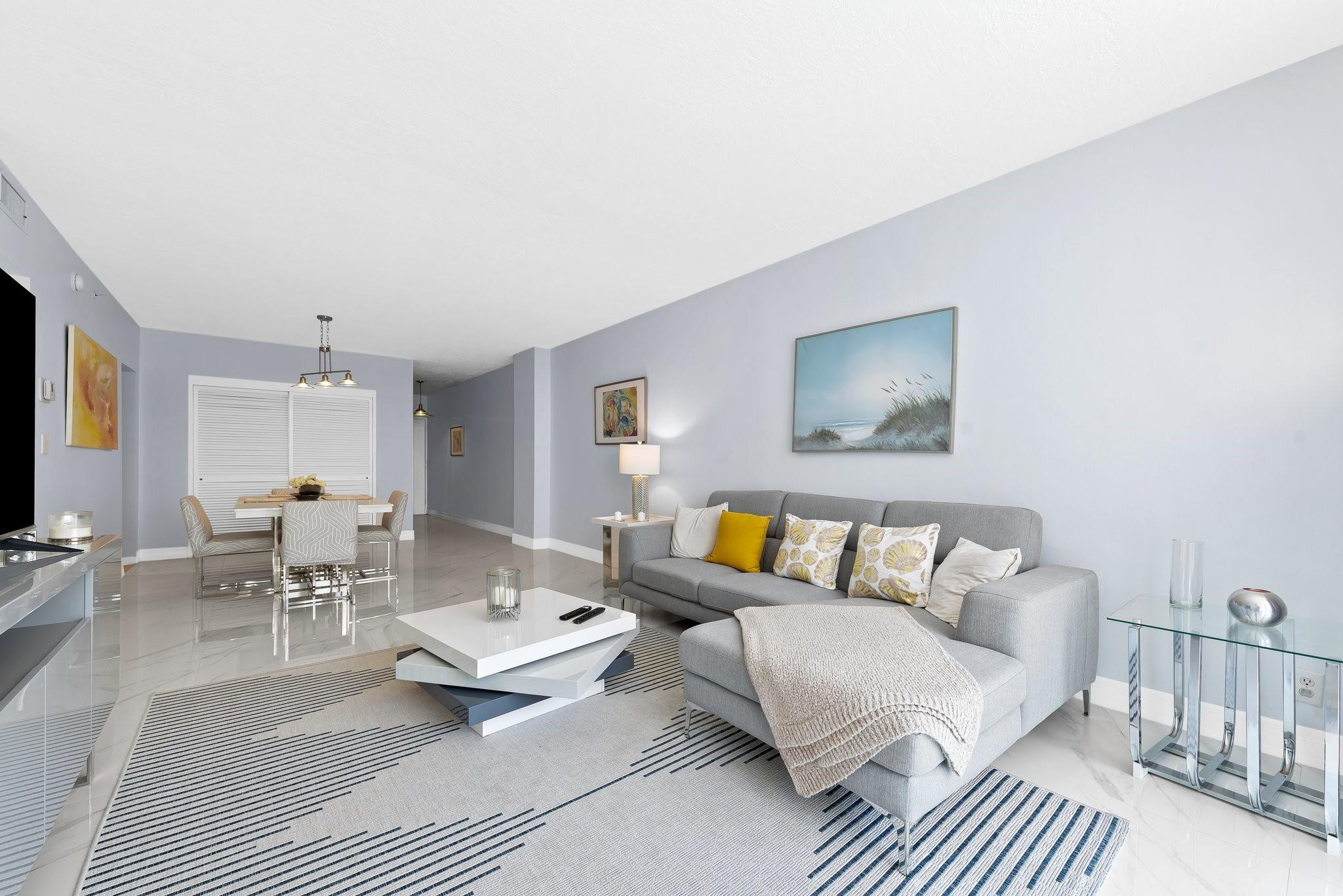 Residence of Hollywood - Residential