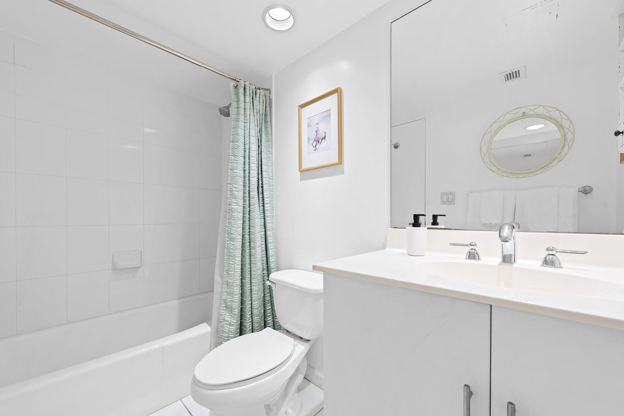 Residence of Hollywood - Residential