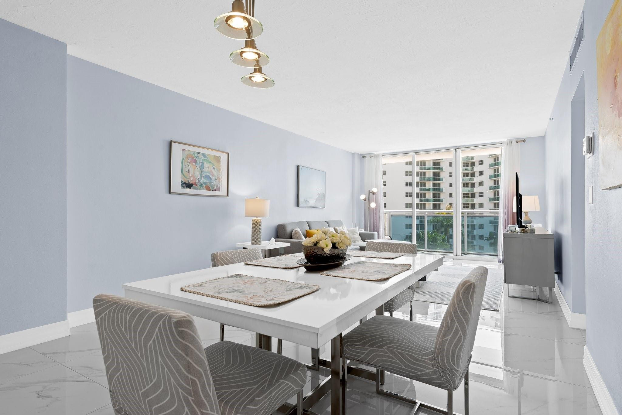 Residence of Hollywood - Residential