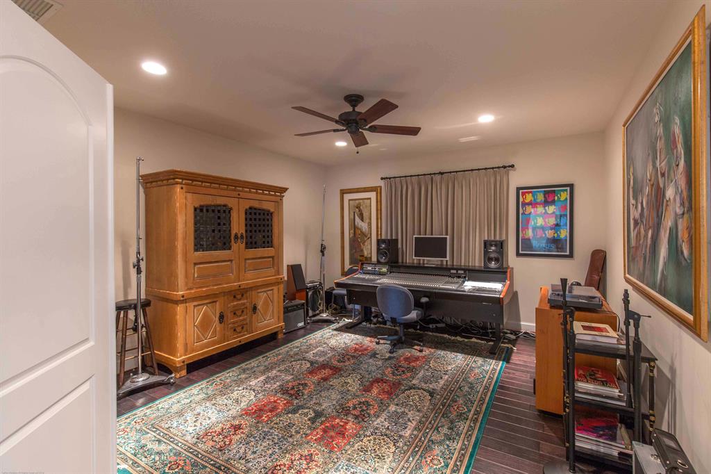 PALM BEACH POINT EAST - Residential