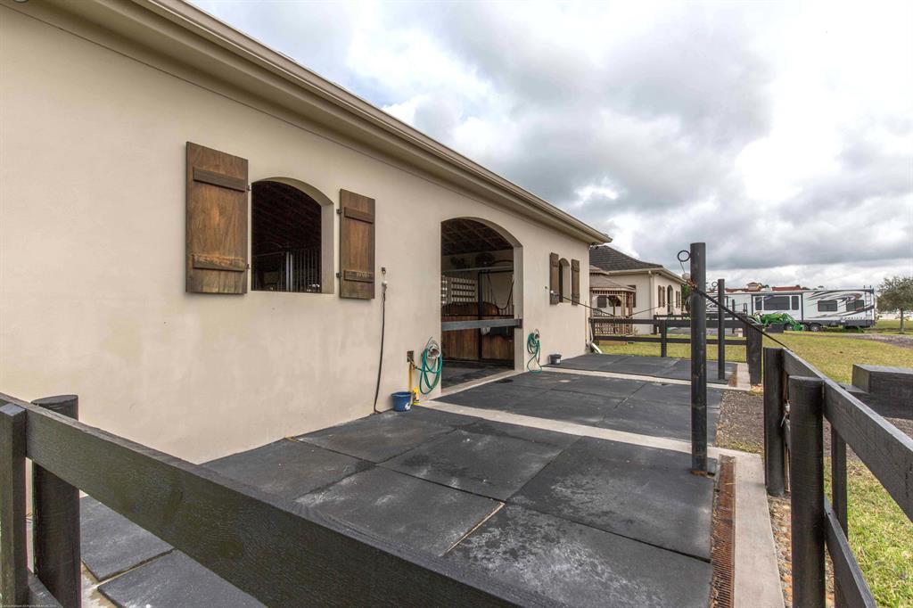 PALM BEACH POINT EAST - Residential