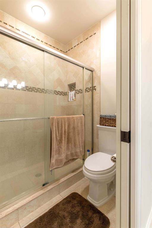 PALM BEACH POINT EAST - Residential