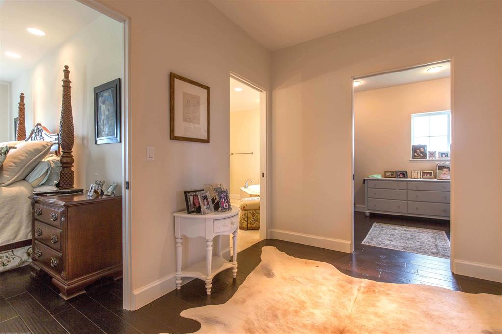 PALM BEACH POINT EAST - Residential