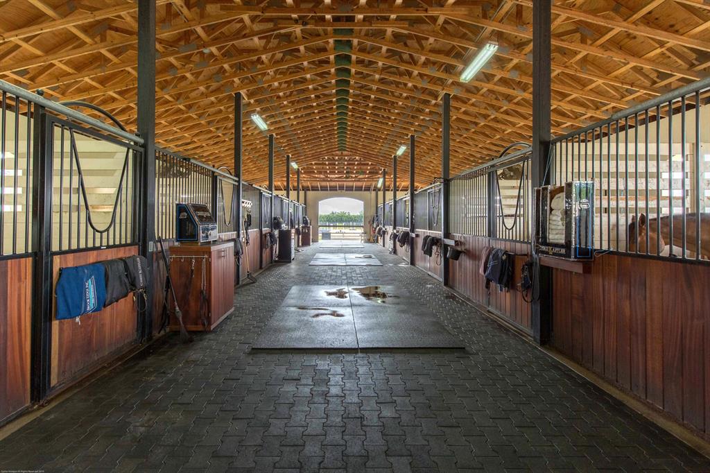 PALM BEACH POINT EAST - Residential