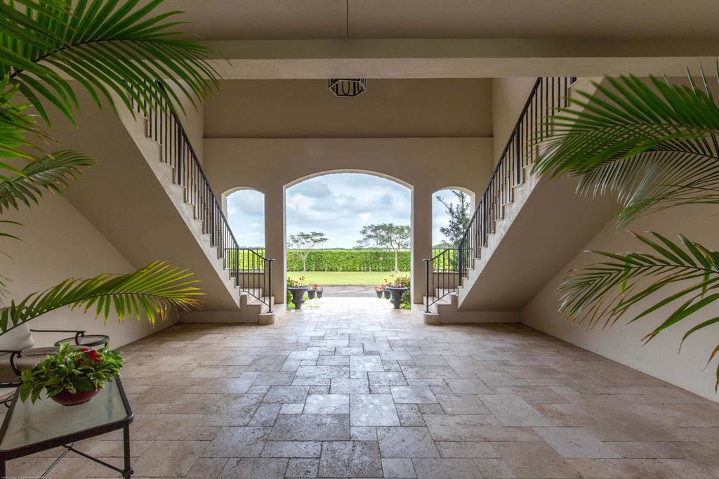 PALM BEACH POINT EAST - Residential