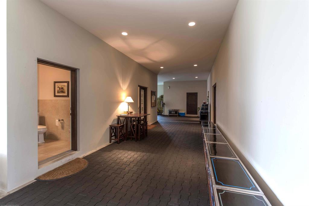 PALM BEACH POINT EAST - Residential