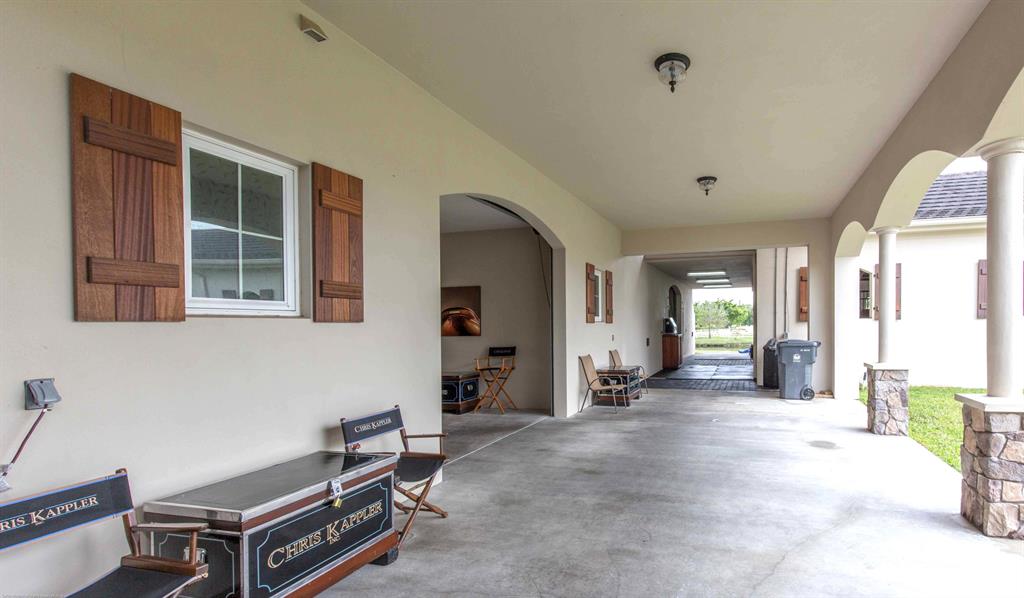 PALM BEACH POINT EAST - Residential