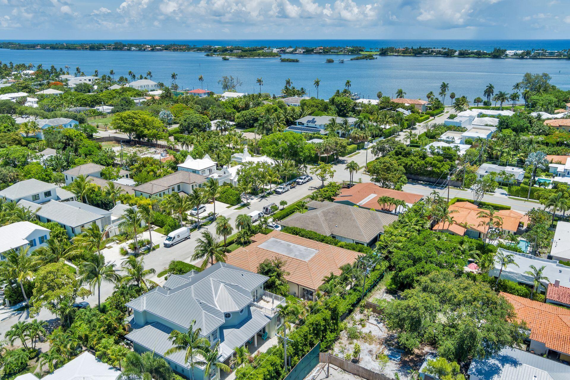 MIRAMAR SHORES - Residential