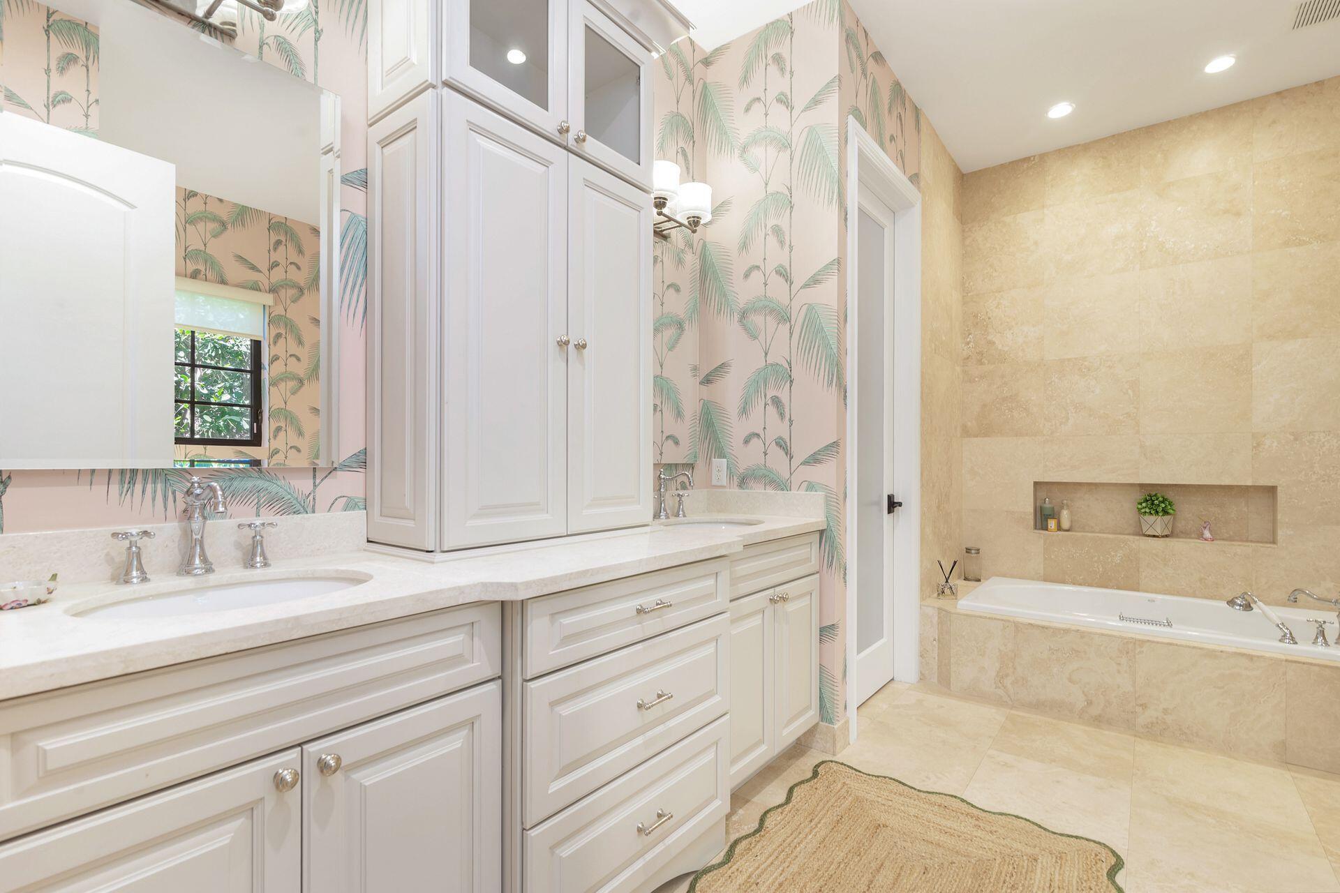 MIRAMAR SHORES - Residential