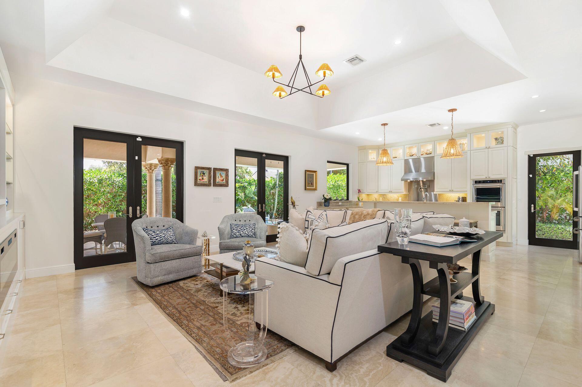 MIRAMAR SHORES - Residential