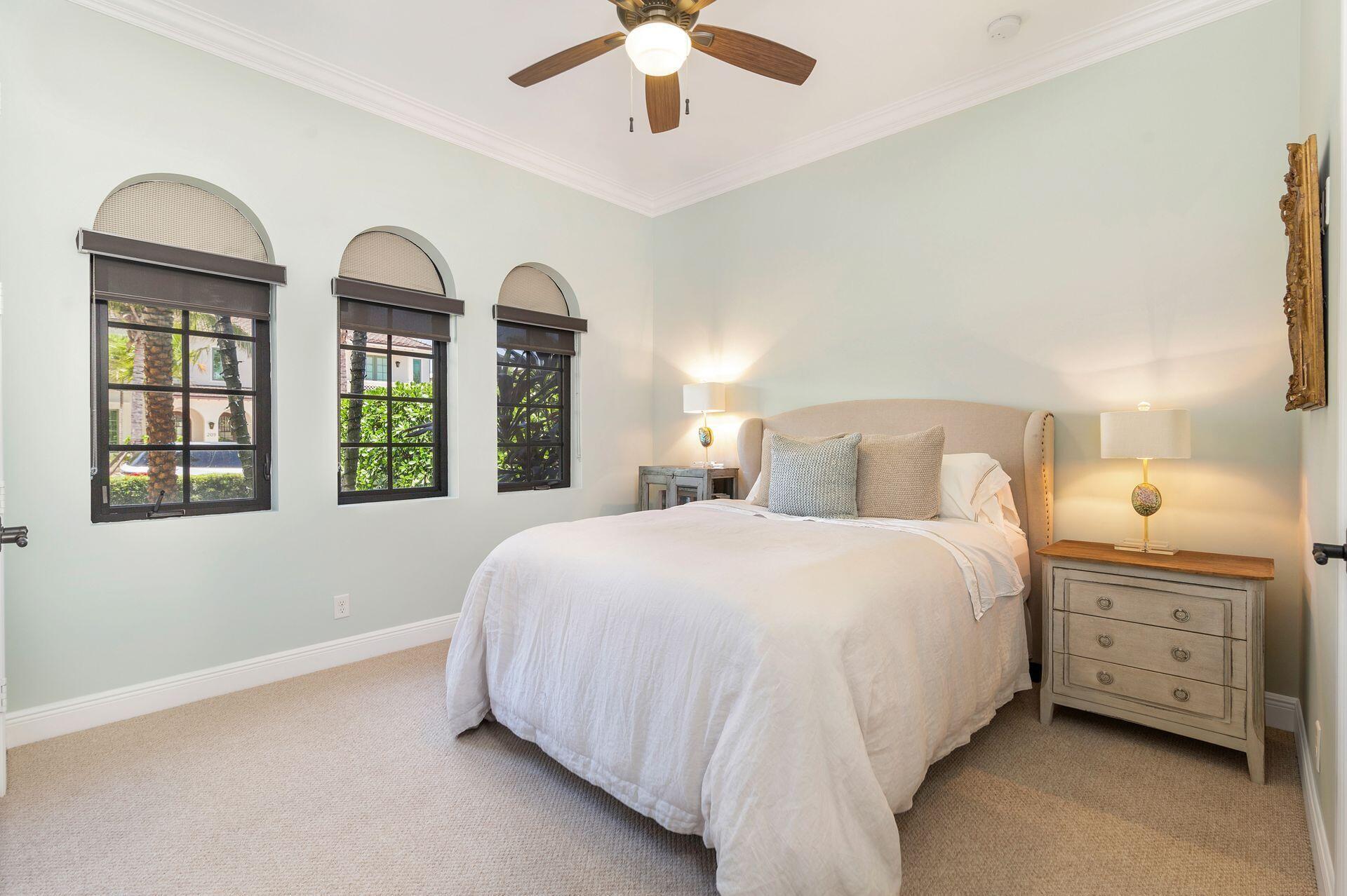 MIRAMAR SHORES - Residential