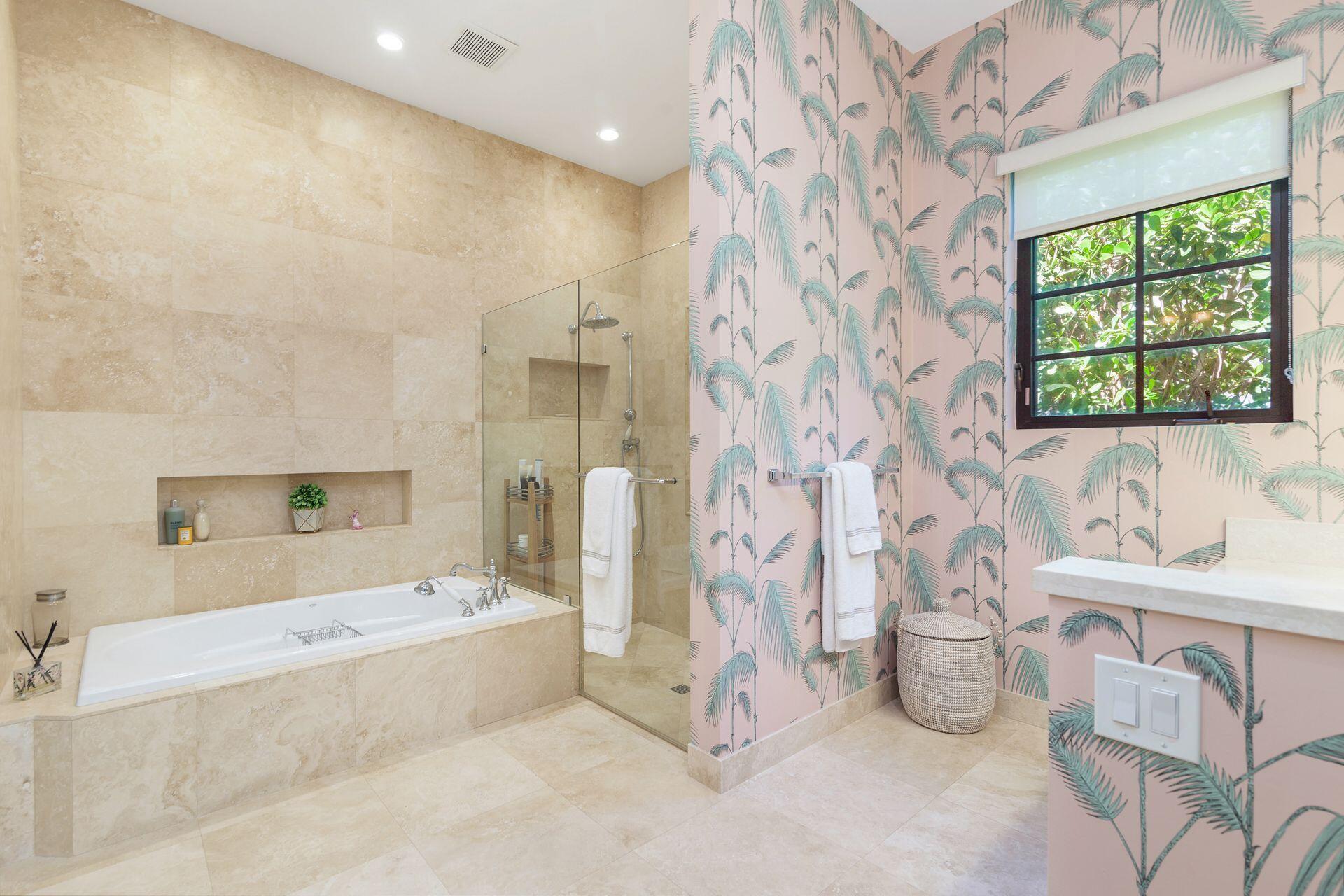 MIRAMAR SHORES - Residential