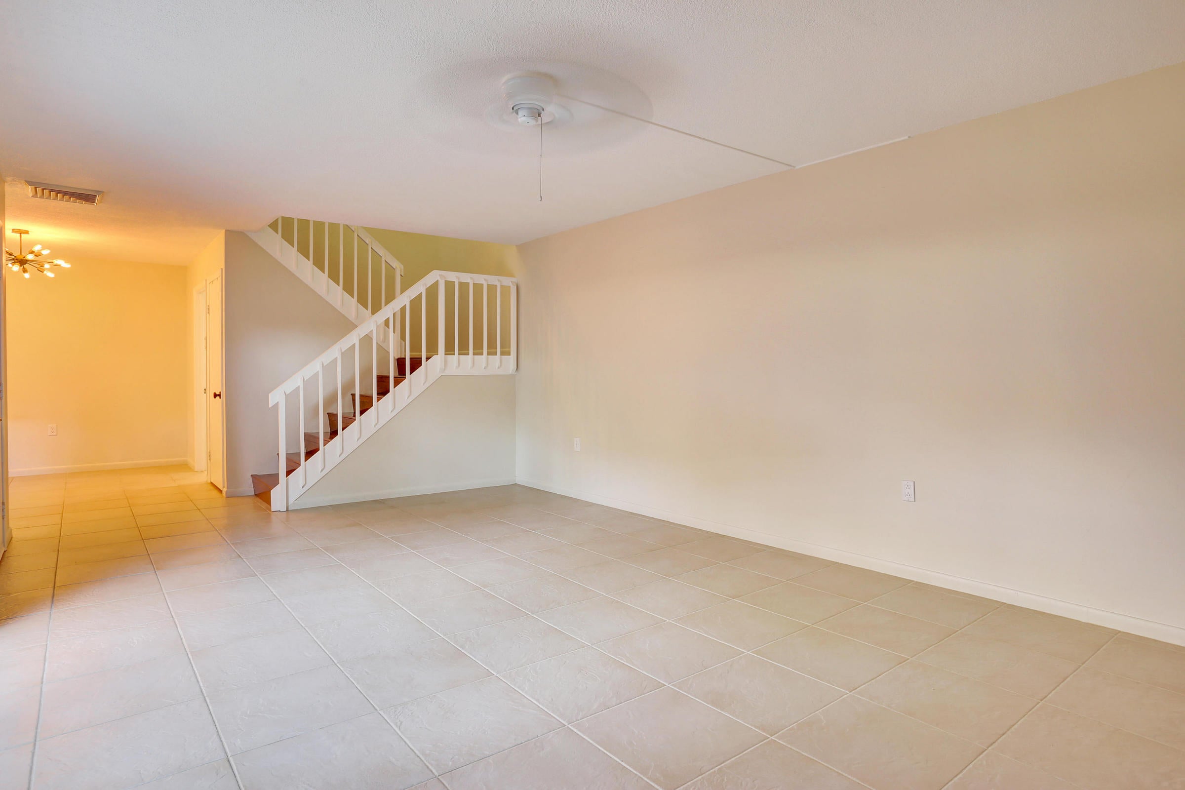 1315 13TH Court